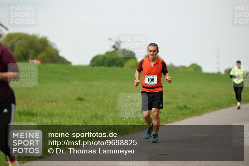 10.05.2026 - 8. Wedeler Halbmarathon Dr. Thomas Lammeyer http://msf.ph/oto/9698825 10.05.2026 11:34:39 Laufen 106 meine-sportfotos.de