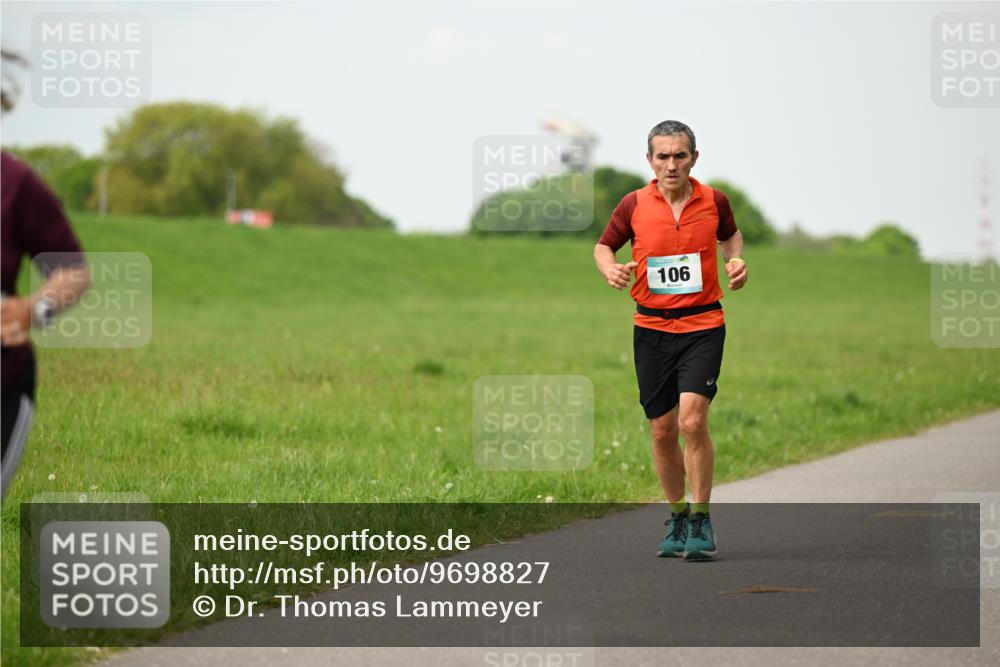10.05.2026 - 8. Wedeler Halbmarathon Dr. Thomas Lammeyer http://msf.ph/oto/9698827 10.05.2026 11:34:39 Laufen 106 meine-sportfotos.de