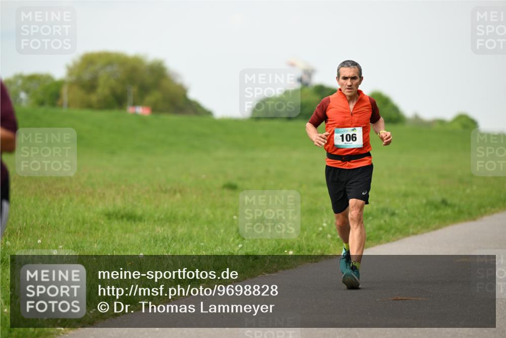 10.05.2026 - 8. Wedeler Halbmarathon Dr. Thomas Lammeyer http://msf.ph/oto/9698828 10.05.2026 11:34:39 Laufen 106 meine-sportfotos.de