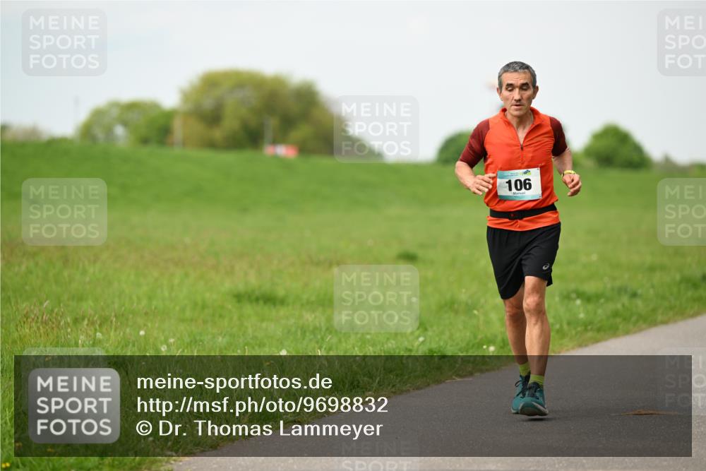 10.05.2026 - 8. Wedeler Halbmarathon Dr. Thomas Lammeyer http://msf.ph/oto/9698832 10.05.2026 11:34:40 Laufen 106 meine-sportfotos.de