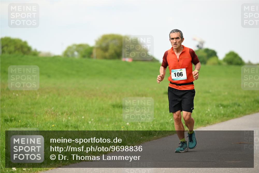 10.05.2026 - 8. Wedeler Halbmarathon Dr. Thomas Lammeyer http://msf.ph/oto/9698836 10.05.2026 11:34:40 Laufen 106 meine-sportfotos.de