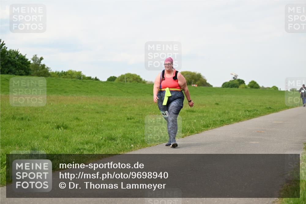 10.05.2026 - 8. Wedeler Halbmarathon Dr. Thomas Lammeyer http://msf.ph/oto/9698940 10.05.2026 11:35:18 Laufen 984 meine-sportfotos.de