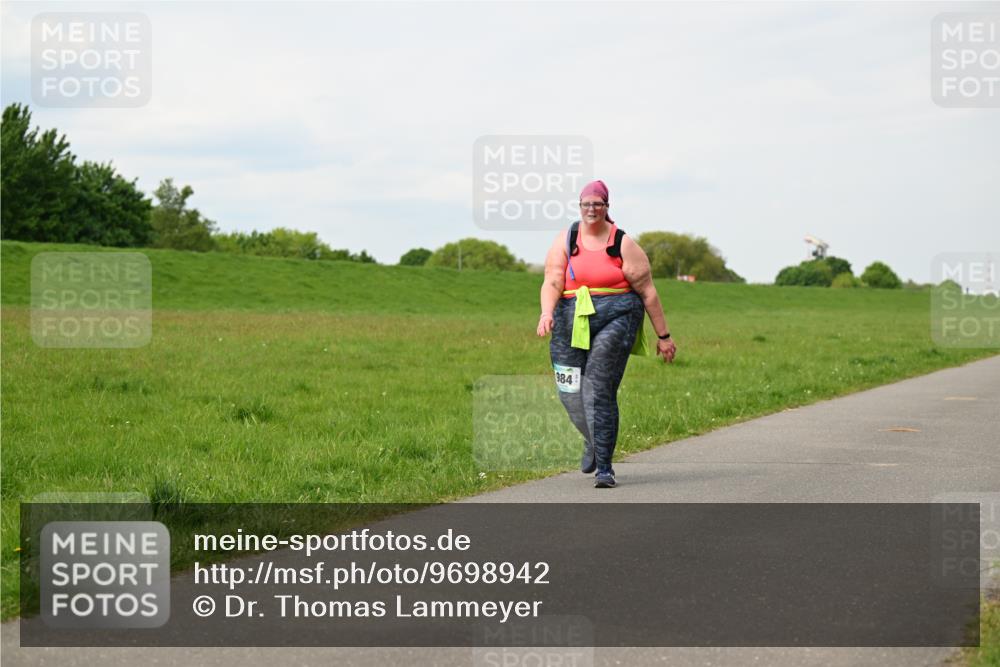 10.05.2026 - 8. Wedeler Halbmarathon Dr. Thomas Lammeyer http://msf.ph/oto/9698942 10.05.2026 11:35:18 Laufen 984 meine-sportfotos.de