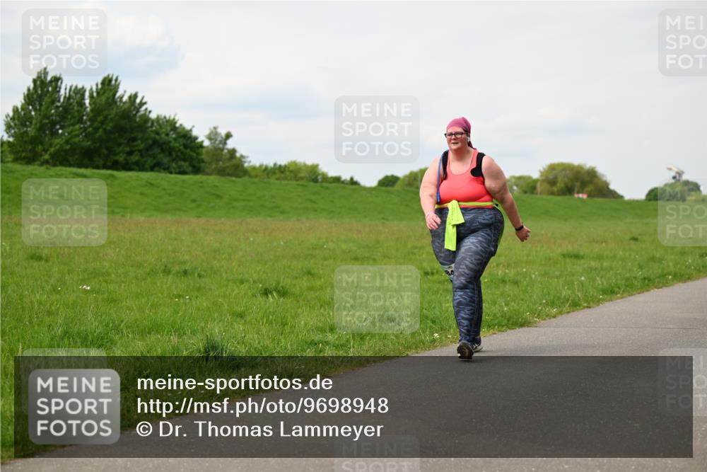 10.05.2026 - 8. Wedeler Halbmarathon Dr. Thomas Lammeyer http://msf.ph/oto/9698948 10.05.2026 11:35:19 Laufen  meine-sportfotos.de