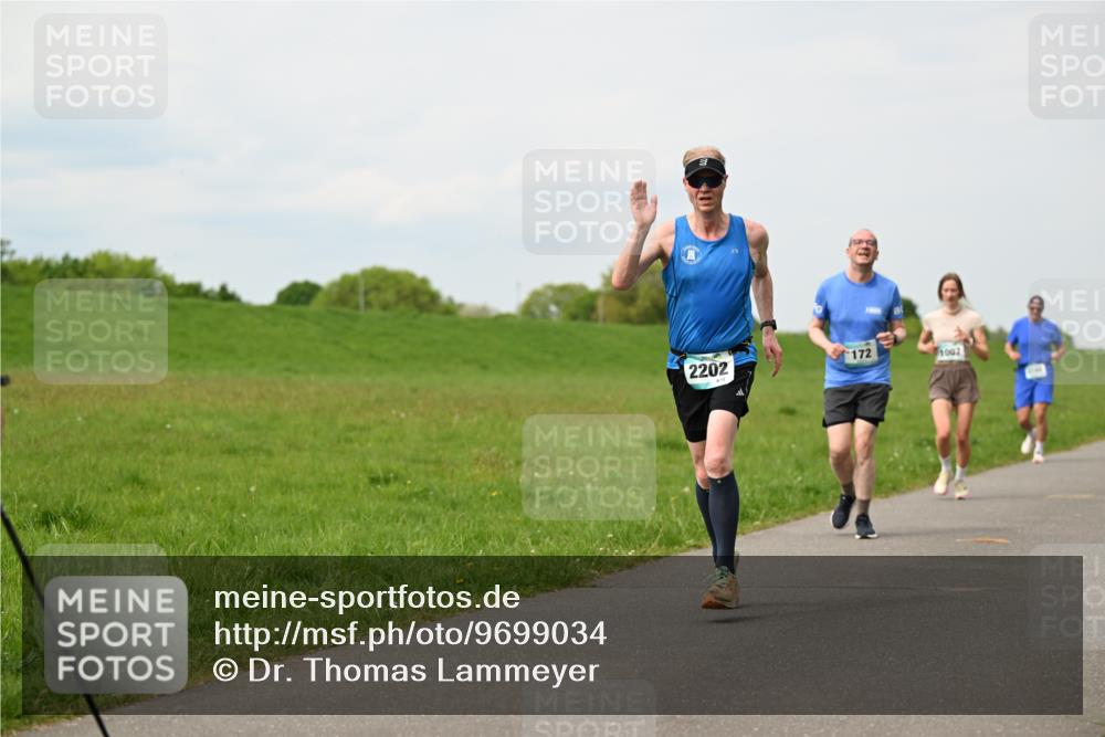 10.05.2026 - 8. Wedeler Halbmarathon Dr. Thomas Lammeyer http://msf.ph/oto/9699034 10.05.2026 11:35:47 Laufen 2202, 172, 1007 meine-sportfotos.de