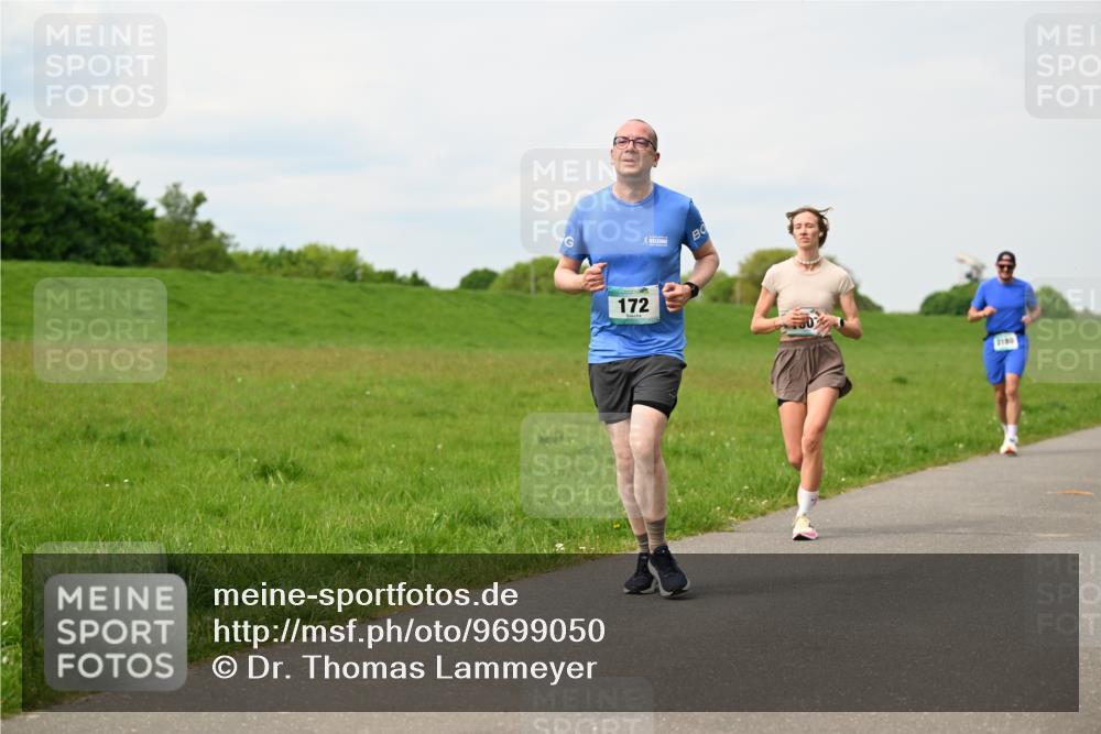 10.05.2026 - 8. Wedeler Halbmarathon Dr. Thomas Lammeyer http://msf.ph/oto/9699050 10.05.2026 11:35:50 Laufen 172, 2180 meine-sportfotos.de