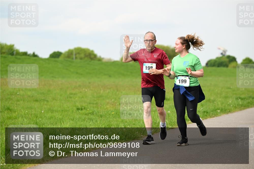 10.05.2026 - 8. Wedeler Halbmarathon Dr. Thomas Lammeyer http://msf.ph/oto/9699108 10.05.2026 11:36:01 Laufen 199, 199 meine-sportfotos.de
