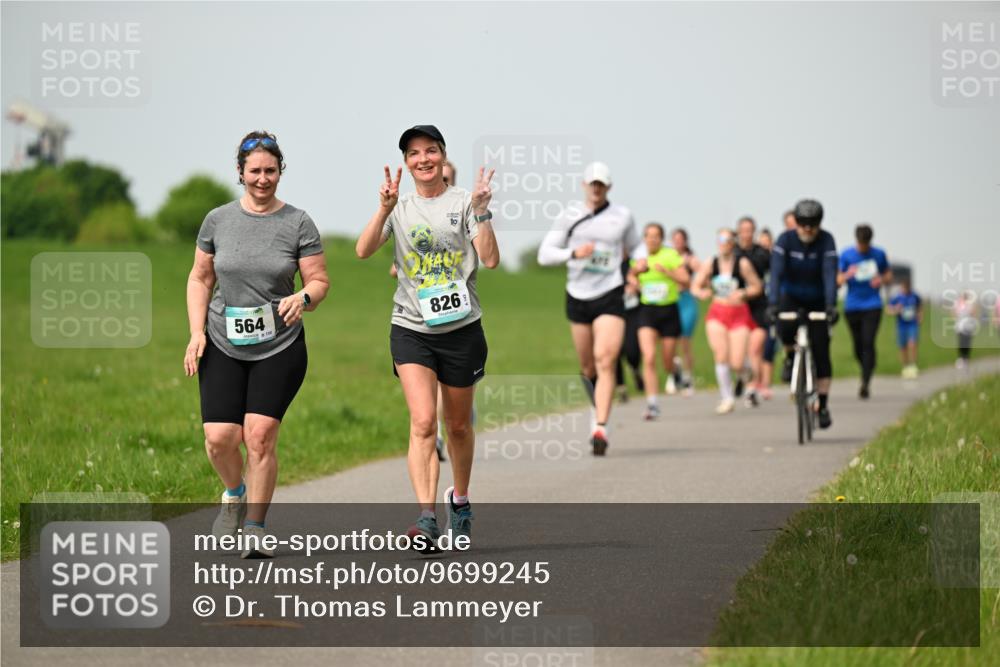 10.05.2026 - 8. Wedeler Halbmarathon Dr. Thomas Lammeyer http://msf.ph/oto/9699245 10.05.2026 11:36:30 Laufen 564, 826 meine-sportfotos.de
