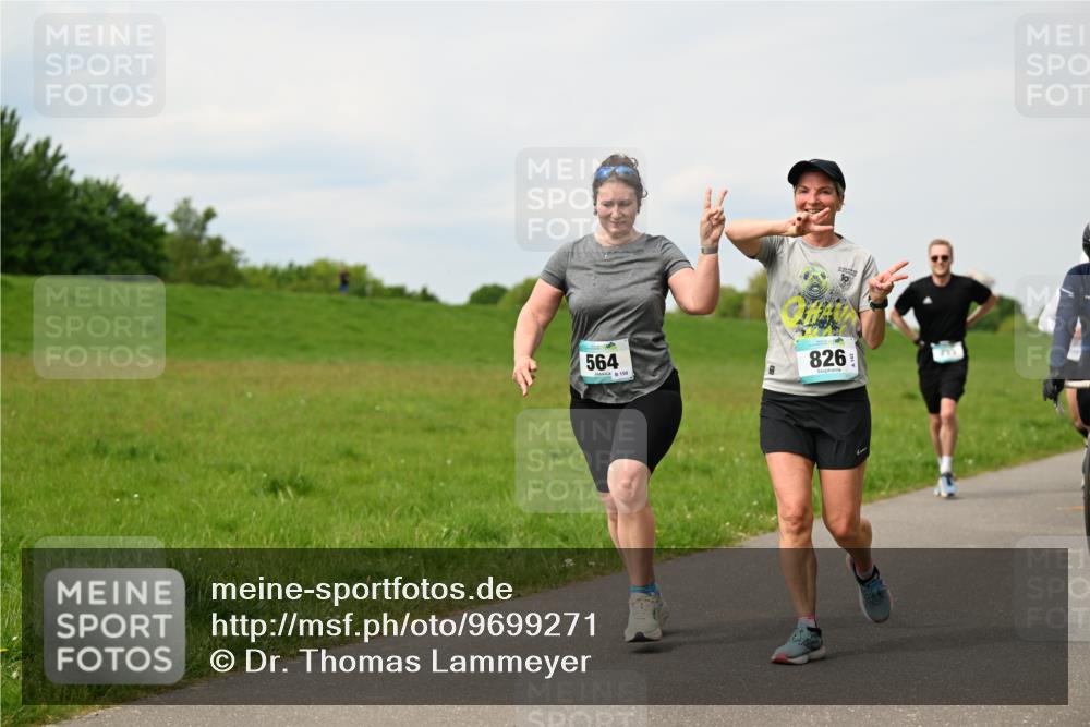 10.05.2026 - 8. Wedeler Halbmarathon Dr. Thomas Lammeyer http://msf.ph/oto/9699271 10.05.2026 11:36:35 Laufen 564, 150, 826 meine-sportfotos.de