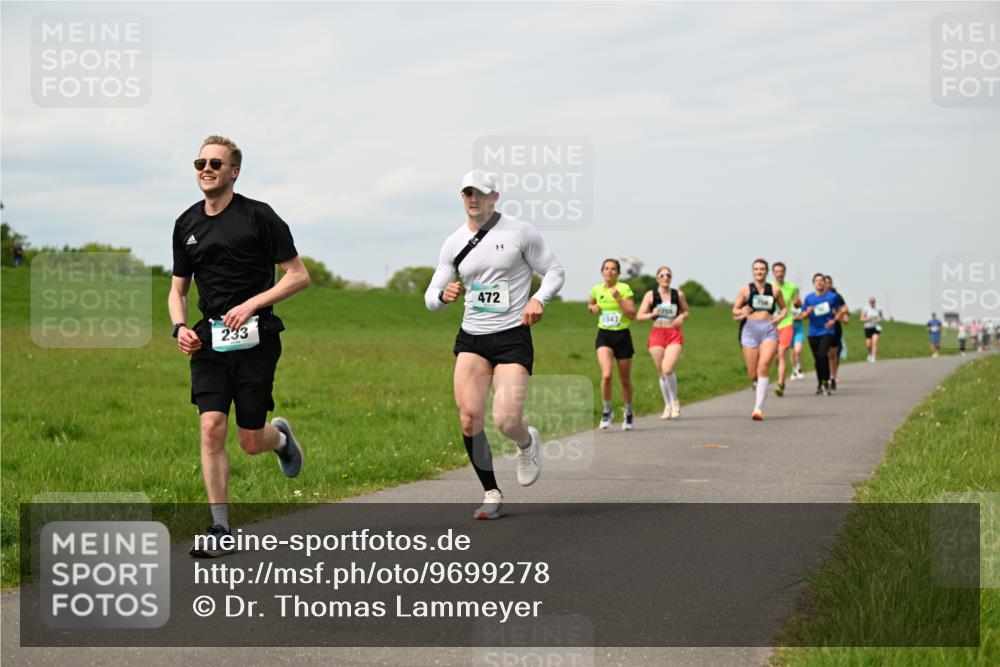 10.05.2026 - 8. Wedeler Halbmarathon Dr. Thomas Lammeyer http://msf.ph/oto/9699278 10.05.2026 11:36:38 Laufen 233, 472, 1047 meine-sportfotos.de