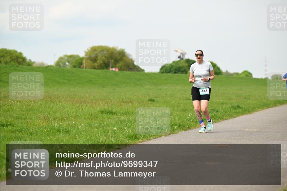 10.05.2026 - 8. Wedeler Halbmarathon Dr. Thomas Lammeyer http://msf.ph/oto/9699347 10.05.2026 11:36:51 Laufen 413 meine-sportfotos.de