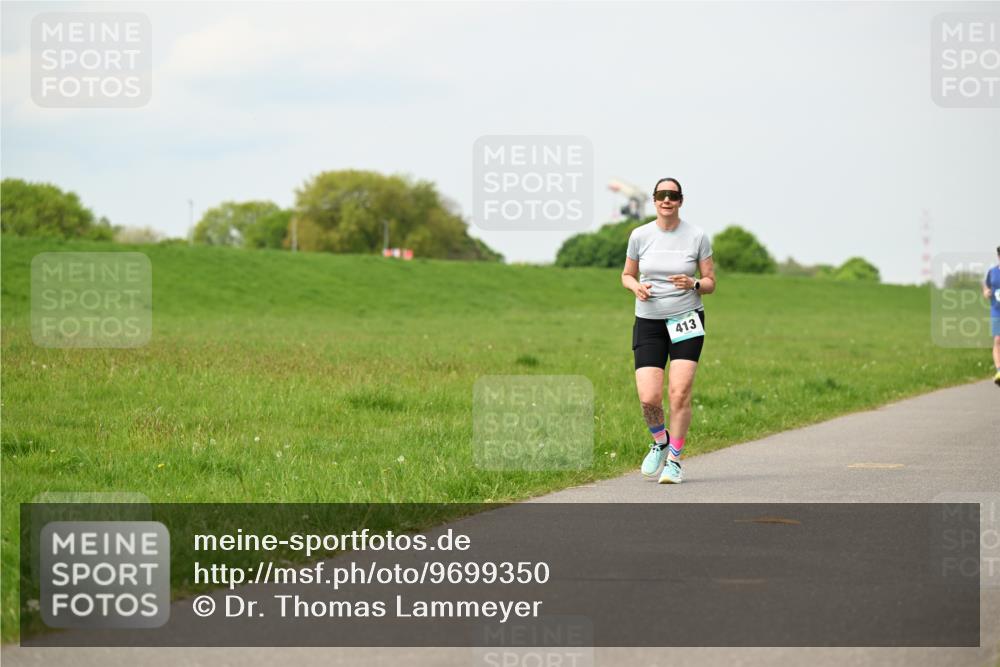 10.05.2026 - 8. Wedeler Halbmarathon Dr. Thomas Lammeyer http://msf.ph/oto/9699350 10.05.2026 11:36:52 Laufen 413 meine-sportfotos.de