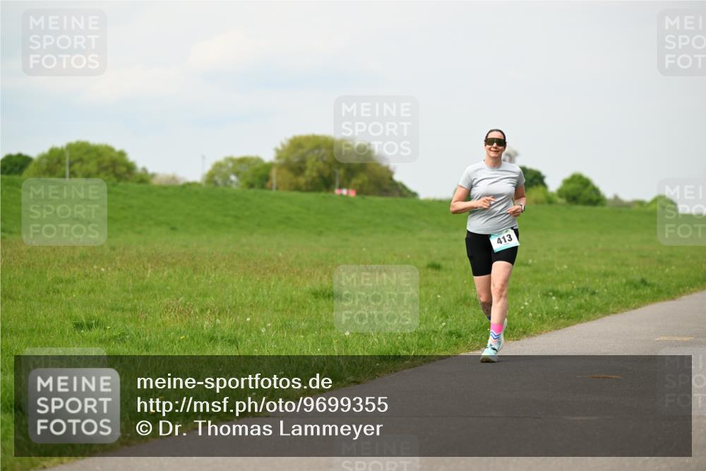 10.05.2026 - 8. Wedeler Halbmarathon Dr. Thomas Lammeyer http://msf.ph/oto/9699355 10.05.2026 11:36:53 Laufen 413 meine-sportfotos.de