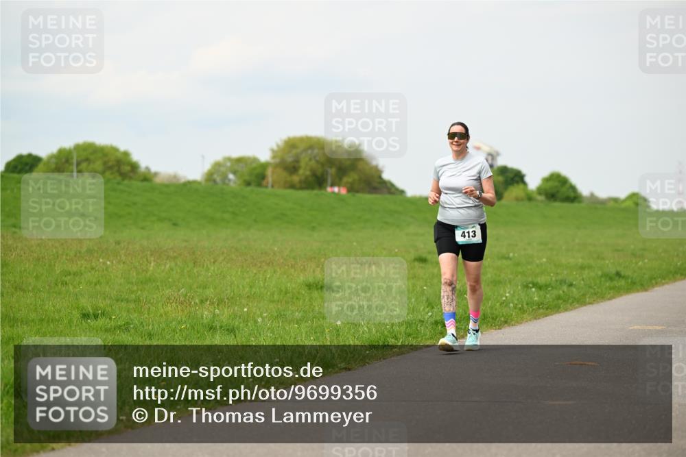 10.05.2026 - 8. Wedeler Halbmarathon Dr. Thomas Lammeyer http://msf.ph/oto/9699356 10.05.2026 11:36:53 Laufen 413 meine-sportfotos.de