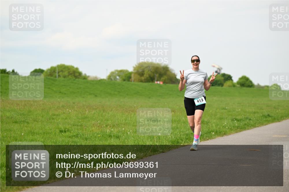 10.05.2026 - 8. Wedeler Halbmarathon Dr. Thomas Lammeyer http://msf.ph/oto/9699361 10.05.2026 11:36:53 Laufen 413 meine-sportfotos.de