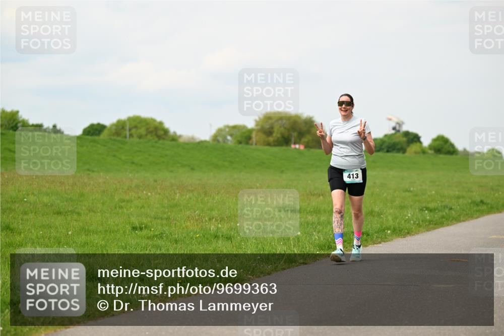 10.05.2026 - 8. Wedeler Halbmarathon Dr. Thomas Lammeyer http://msf.ph/oto/9699363 10.05.2026 11:36:54 Laufen 413 meine-sportfotos.de