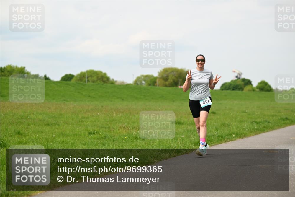 10.05.2026 - 8. Wedeler Halbmarathon Dr. Thomas Lammeyer http://msf.ph/oto/9699365 10.05.2026 11:36:54 Laufen 413 meine-sportfotos.de