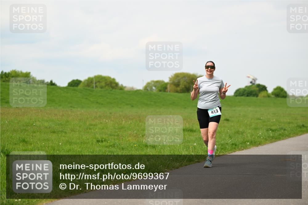 10.05.2026 - 8. Wedeler Halbmarathon Dr. Thomas Lammeyer http://msf.ph/oto/9699367 10.05.2026 11:36:54 Laufen 413 meine-sportfotos.de