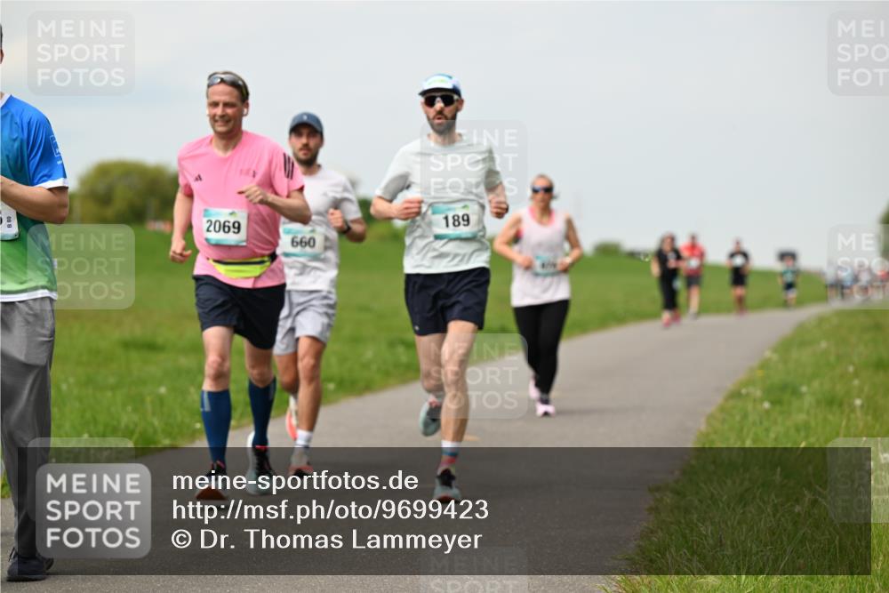10.05.2026 - 8. Wedeler Halbmarathon Dr. Thomas Lammeyer http://msf.ph/oto/9699423 10.05.2026 11:37:08 Laufen 2069, 660, 189 meine-sportfotos.de