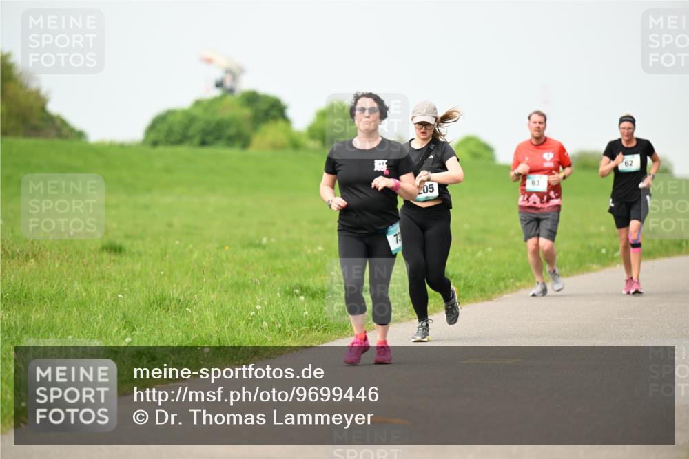 10.05.2026 - 8. Wedeler Halbmarathon Dr. Thomas Lammeyer http://msf.ph/oto/9699446 10.05.2026 11:37:17 Laufen 205 meine-sportfotos.de