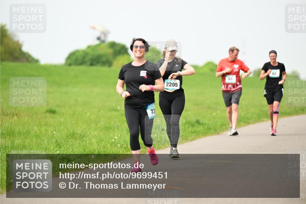 10.05.2026 - 8. Wedeler Halbmarathon Dr. Thomas Lammeyer http://msf.ph/oto/9699451 10.05.2026 11:37:18 Laufen 2205 meine-sportfotos.de