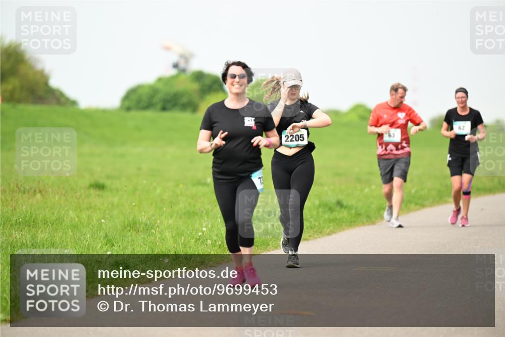 10.05.2026 - 8. Wedeler Halbmarathon Dr. Thomas Lammeyer http://msf.ph/oto/9699453 10.05.2026 11:37:18 Laufen 2205 meine-sportfotos.de