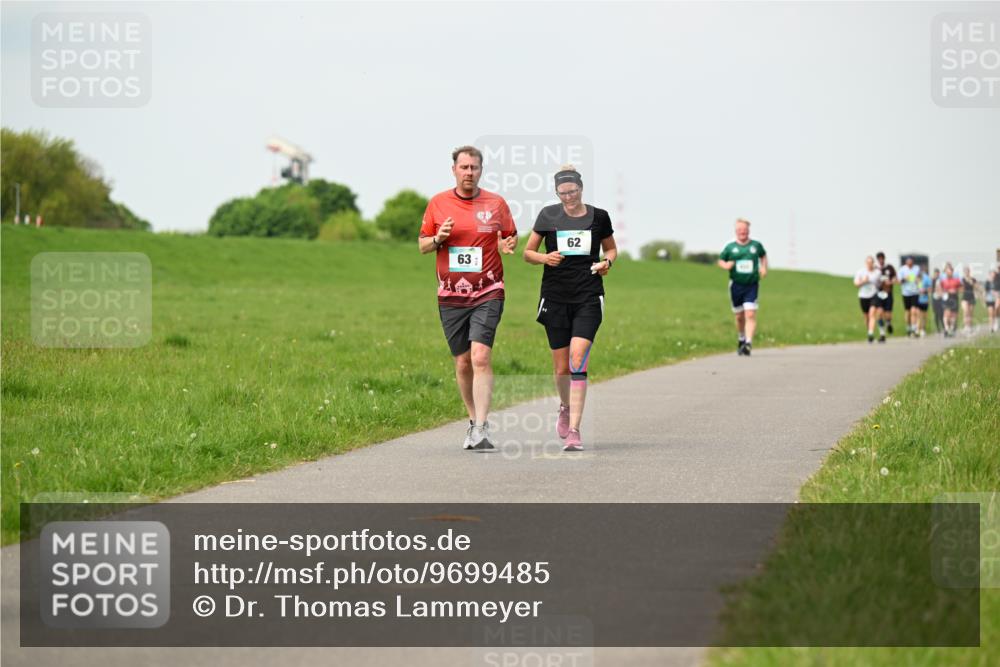 10.05.2026 - 8. Wedeler Halbmarathon Dr. Thomas Lammeyer http://msf.ph/oto/9699485 10.05.2026 11:37:23 Laufen  meine-sportfotos.de