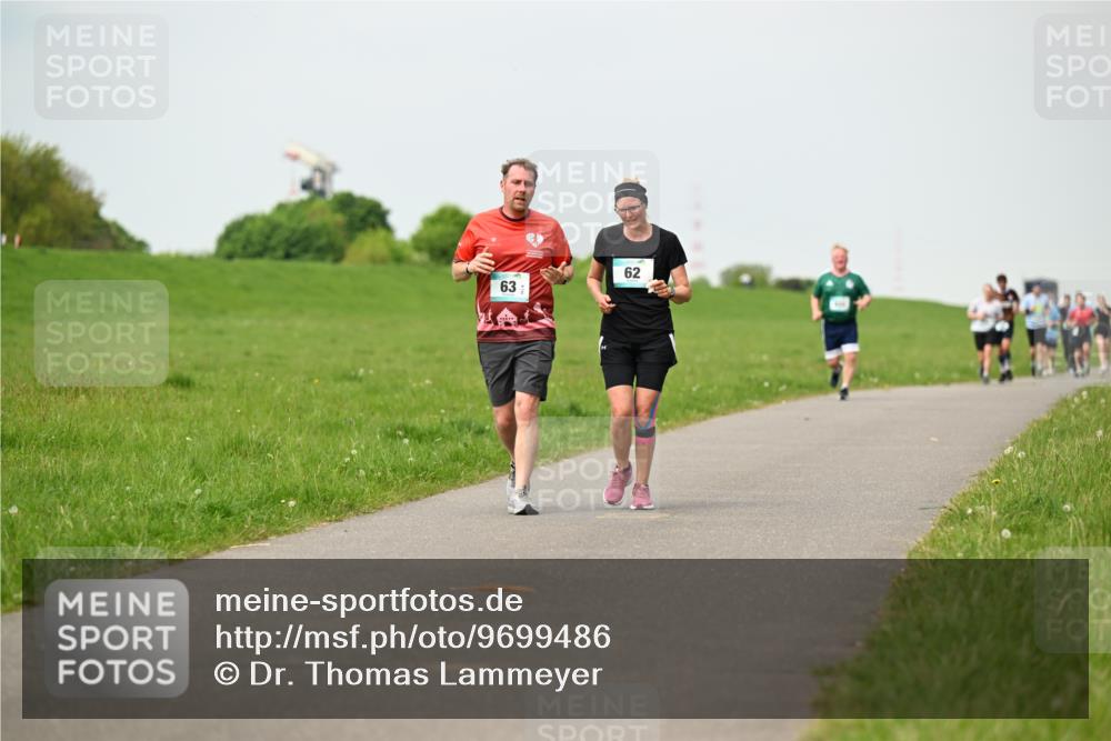 10.05.2026 - 8. Wedeler Halbmarathon Dr. Thomas Lammeyer http://msf.ph/oto/9699486 10.05.2026 11:37:23 Laufen  meine-sportfotos.de