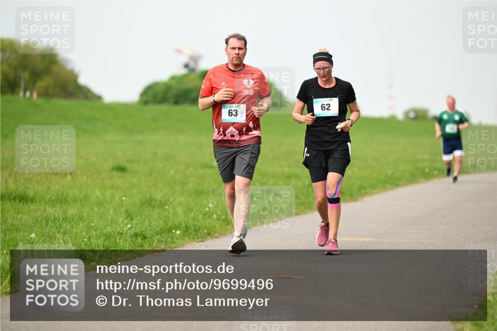 10.05.2026 - 8. Wedeler Halbmarathon Dr. Thomas Lammeyer http://msf.ph/oto/9699496 10.05.2026 11:37:24 Laufen  meine-sportfotos.de