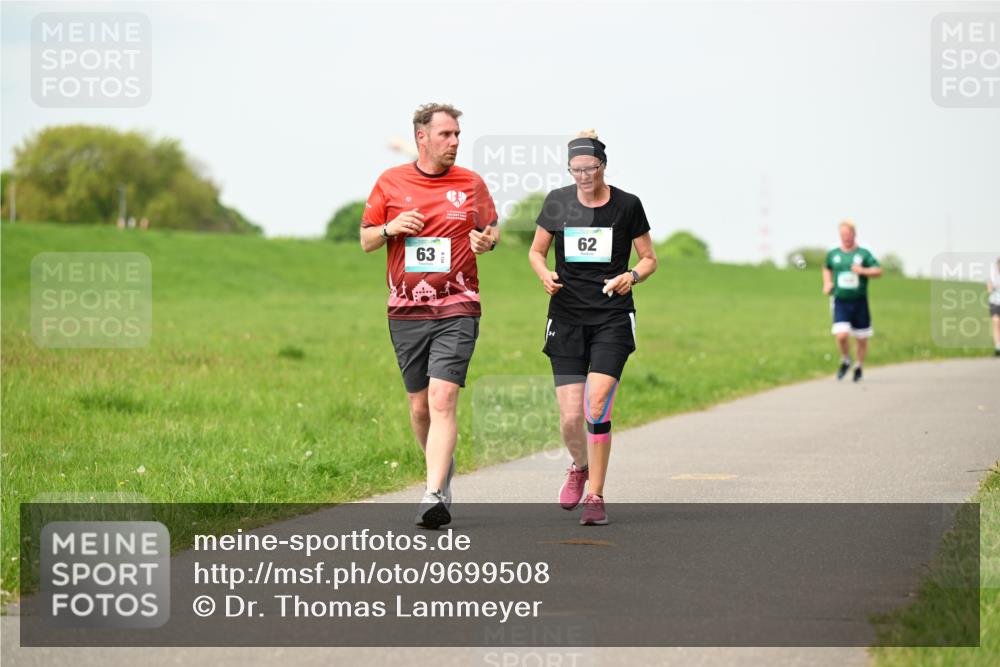 10.05.2026 - 8. Wedeler Halbmarathon Dr. Thomas Lammeyer http://msf.ph/oto/9699508 10.05.2026 11:37:25 Laufen  meine-sportfotos.de