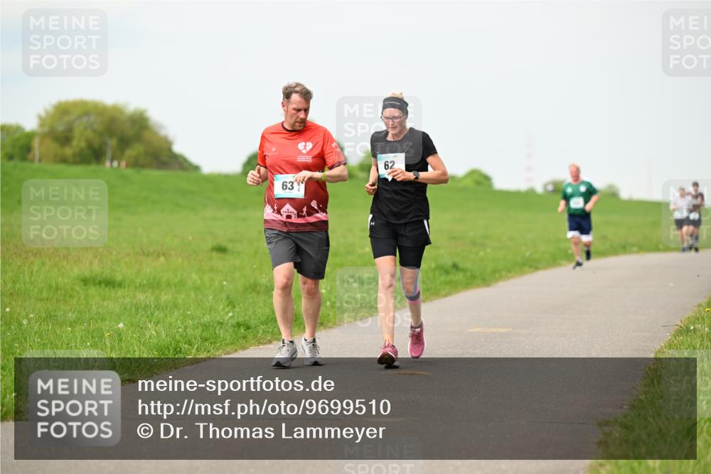 10.05.2026 - 8. Wedeler Halbmarathon Dr. Thomas Lammeyer http://msf.ph/oto/9699510 10.05.2026 11:37:25 Laufen  meine-sportfotos.de