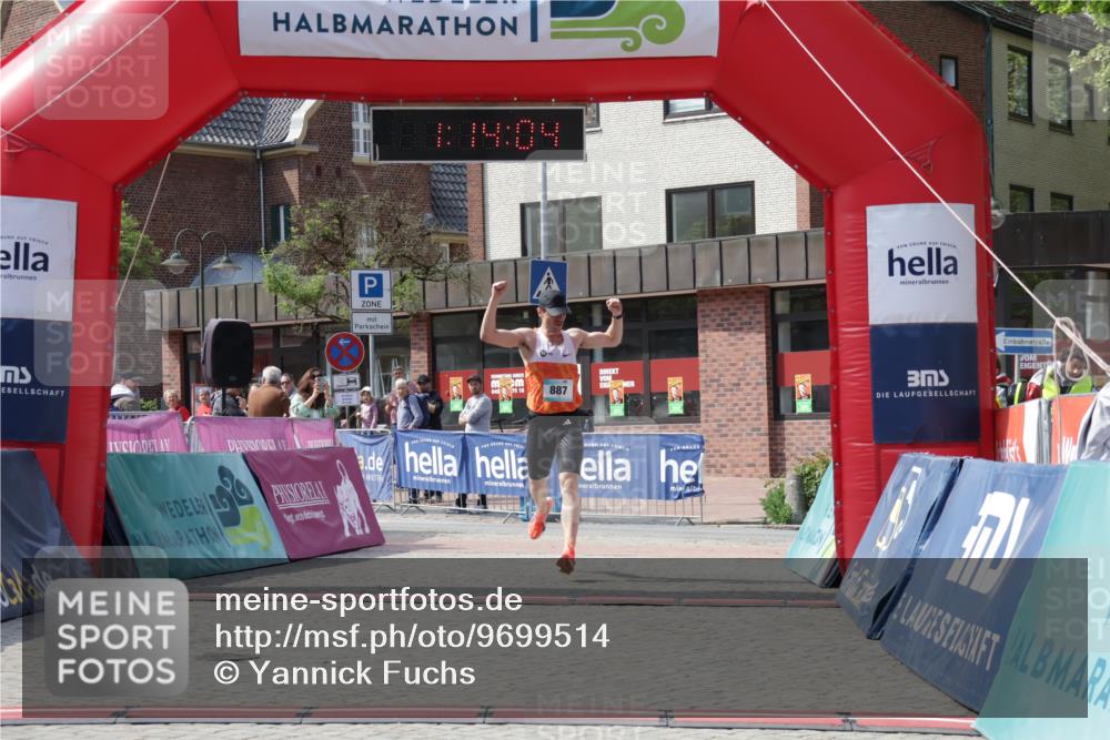10.05.2026 - 8. Wedeler Halbmarathon Yannick Fuchs http://msf.ph/oto/9699514 10.05.2026 11:14:04 Ziel 887 meine-sportfotos.de
