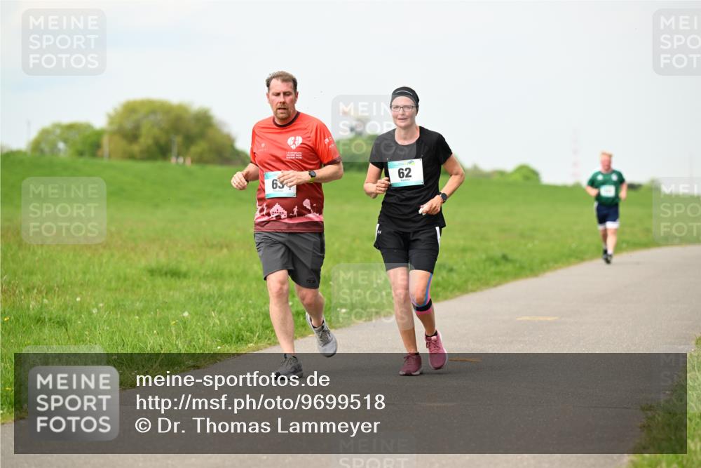 10.05.2026 - 8. Wedeler Halbmarathon Dr. Thomas Lammeyer http://msf.ph/oto/9699518 10.05.2026 11:37:26 Laufen  meine-sportfotos.de