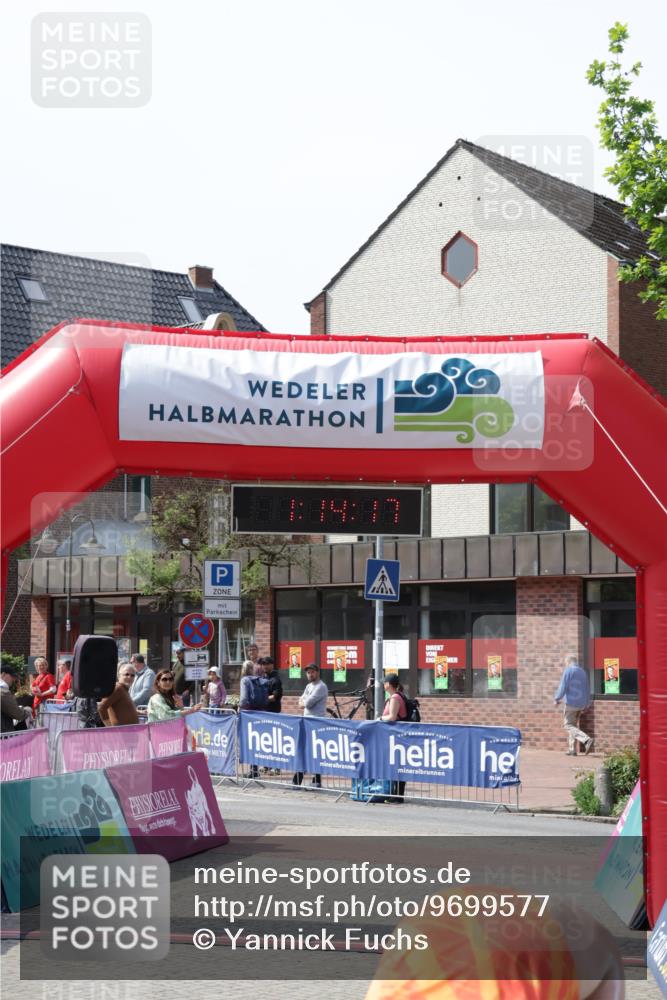 10.05.2026 - 8. Wedeler Halbmarathon Yannick Fuchs http://msf.ph/oto/9699577 10.05.2026 11:14:16 Ziel  meine-sportfotos.de