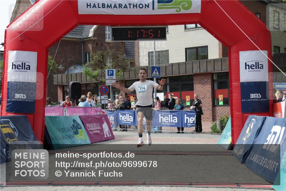 10.05.2026 - 8. Wedeler Halbmarathon Yannick Fuchs http://msf.ph/oto/9699678 10.05.2026 11:17:51 Ziel 774, 2246 meine-sportfotos.de