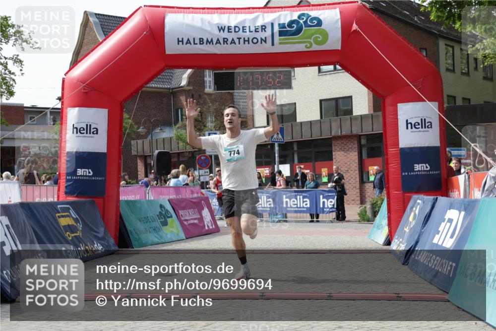 10.05.2026 - 8. Wedeler Halbmarathon Yannick Fuchs http://msf.ph/oto/9699694 10.05.2026 11:17:52 Ziel 774, 2246 meine-sportfotos.de