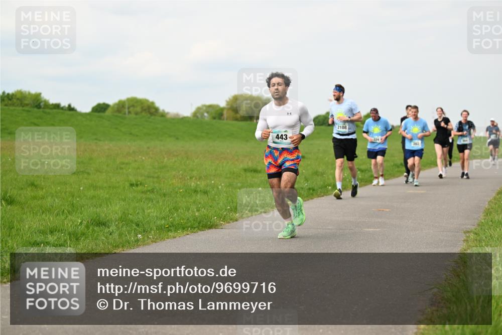 10.05.2026 - 8. Wedeler Halbmarathon Dr. Thomas Lammeyer http://msf.ph/oto/9699716 10.05.2026 11:37:56 Laufen 443, 2108, 282 meine-sportfotos.de