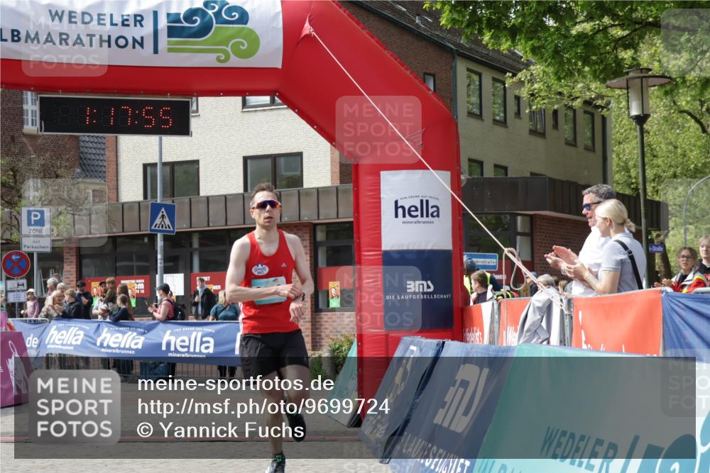 10.05.2026 - 8. Wedeler Halbmarathon Yannick Fuchs http://msf.ph/oto/9699724 10.05.2026 11:17:54 Ziel 774, 2246 meine-sportfotos.de
