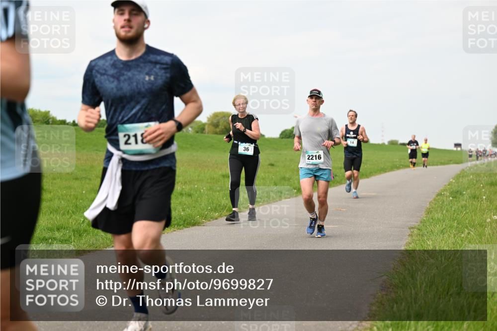 10.05.2026 - 8. Wedeler Halbmarathon Dr. Thomas Lammeyer http://msf.ph/oto/9699827 10.05.2026 11:38:08 Laufen 2216 meine-sportfotos.de