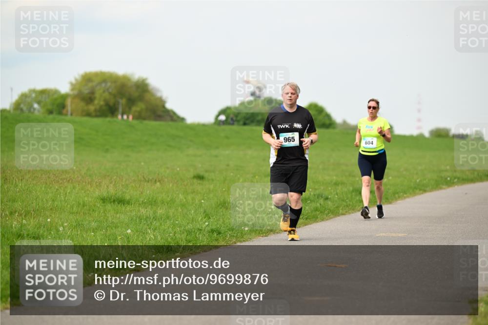 10.05.2026 - 8. Wedeler Halbmarathon Dr. Thomas Lammeyer http://msf.ph/oto/9699876 10.05.2026 11:38:19 Laufen 965, 604 meine-sportfotos.de