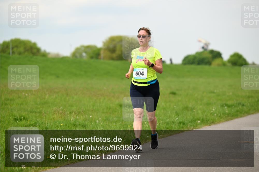 10.05.2026 - 8. Wedeler Halbmarathon Dr. Thomas Lammeyer http://msf.ph/oto/9699924 10.05.2026 11:38:24 Laufen 604 meine-sportfotos.de