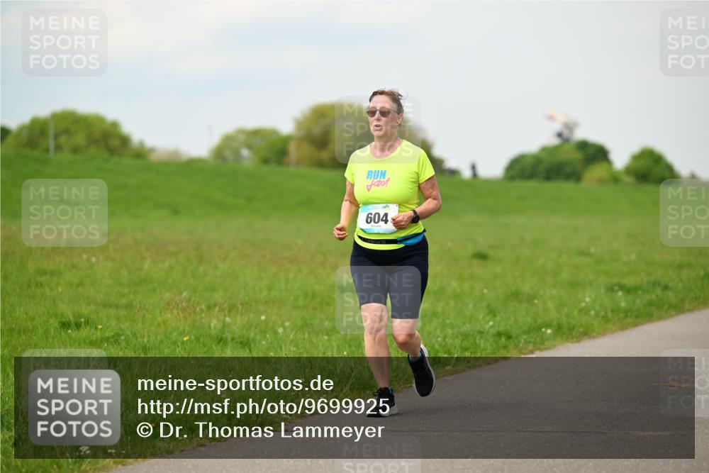 10.05.2026 - 8. Wedeler Halbmarathon Dr. Thomas Lammeyer http://msf.ph/oto/9699925 10.05.2026 11:38:24 Laufen 604 meine-sportfotos.de