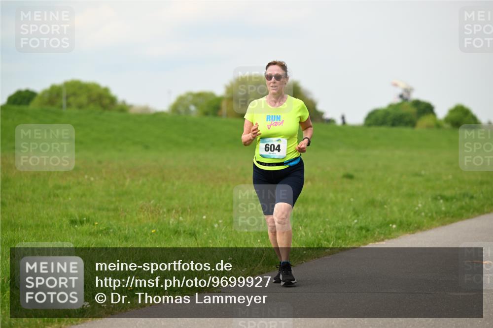 10.05.2026 - 8. Wedeler Halbmarathon Dr. Thomas Lammeyer http://msf.ph/oto/9699927 10.05.2026 11:38:24 Laufen 604 meine-sportfotos.de