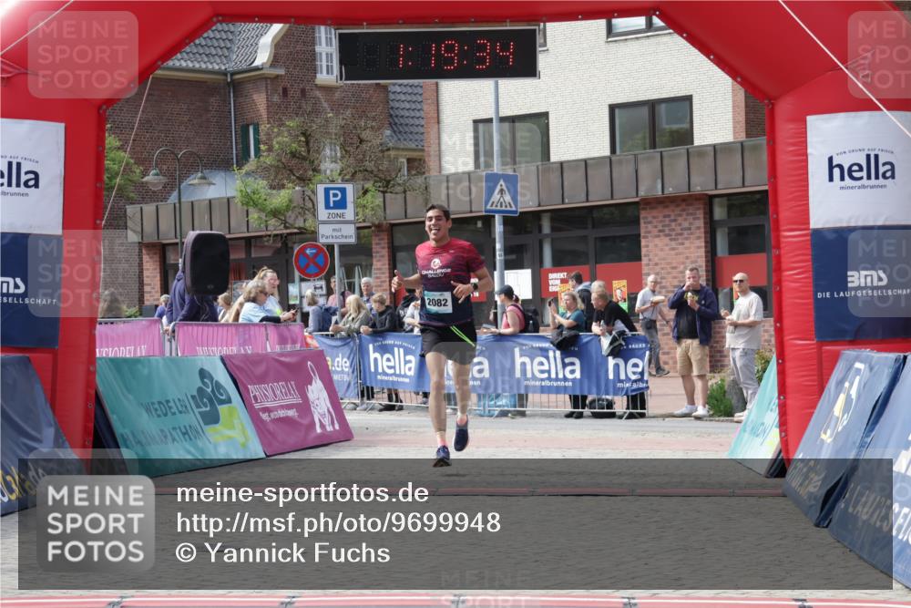 10.05.2026 - 8. Wedeler Halbmarathon Yannick Fuchs http://msf.ph/oto/9699948 10.05.2026 11:19:34 Ziel 2082 meine-sportfotos.de