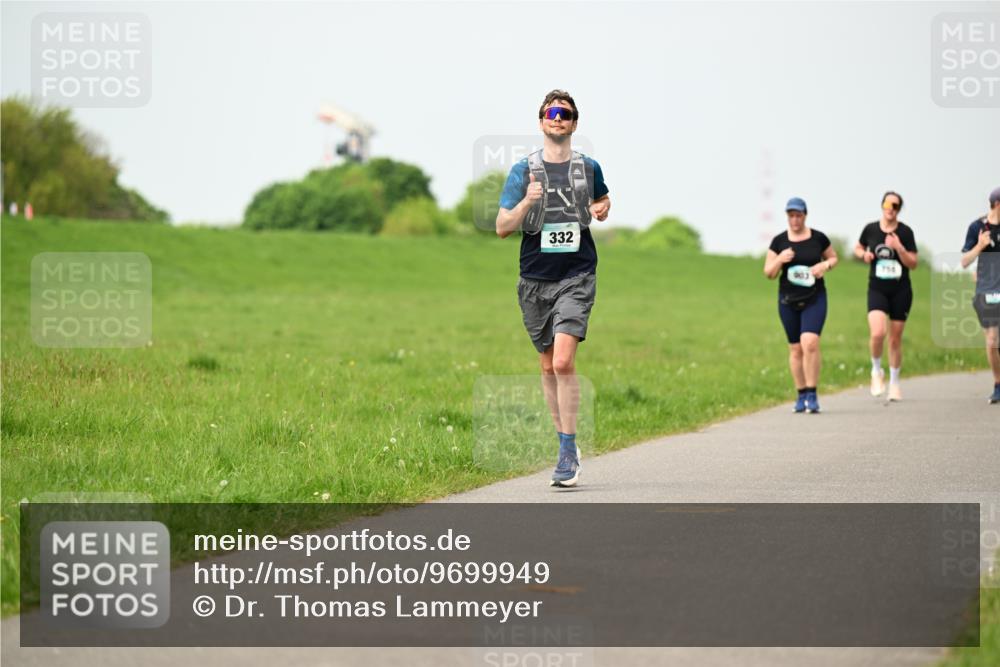 10.05.2026 - 8. Wedeler Halbmarathon Dr. Thomas Lammeyer http://msf.ph/oto/9699949 10.05.2026 11:38:42 Laufen 332 meine-sportfotos.de