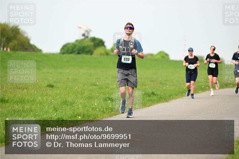 10.05.2026 - 8. Wedeler Halbmarathon Dr. Thomas Lammeyer http://msf.ph/oto/9699951 10.05.2026 11:38:43 Laufen 332 meine-sportfotos.de