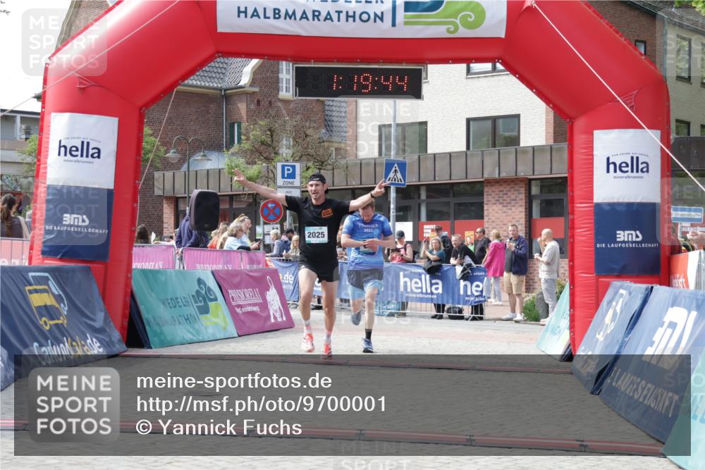 10.05.2026 - 8. Wedeler Halbmarathon Yannick Fuchs http://msf.ph/oto/9700001 10.05.2026 11:19:43 Ziel 279, 2025 meine-sportfotos.de