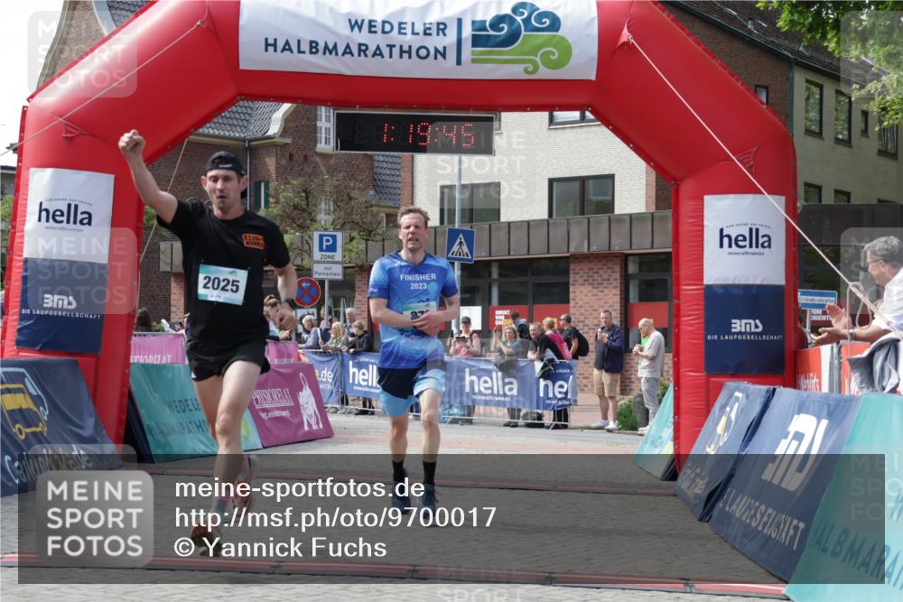 10.05.2026 - 8. Wedeler Halbmarathon Yannick Fuchs http://msf.ph/oto/9700017 10.05.2026 11:19:45 Ziel 279, 442, 2025 meine-sportfotos.de