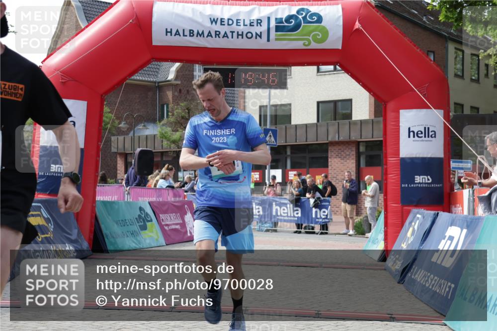 10.05.2026 - 8. Wedeler Halbmarathon Yannick Fuchs http://msf.ph/oto/9700028 10.05.2026 11:19:45 Ziel 279, 442, 2025 meine-sportfotos.de