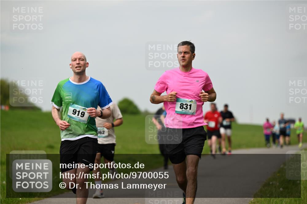10.05.2026 - 8. Wedeler Halbmarathon Dr. Thomas Lammeyer http://msf.ph/oto/9700055 10.05.2026 11:38:56 Laufen 919, 362, 831 meine-sportfotos.de